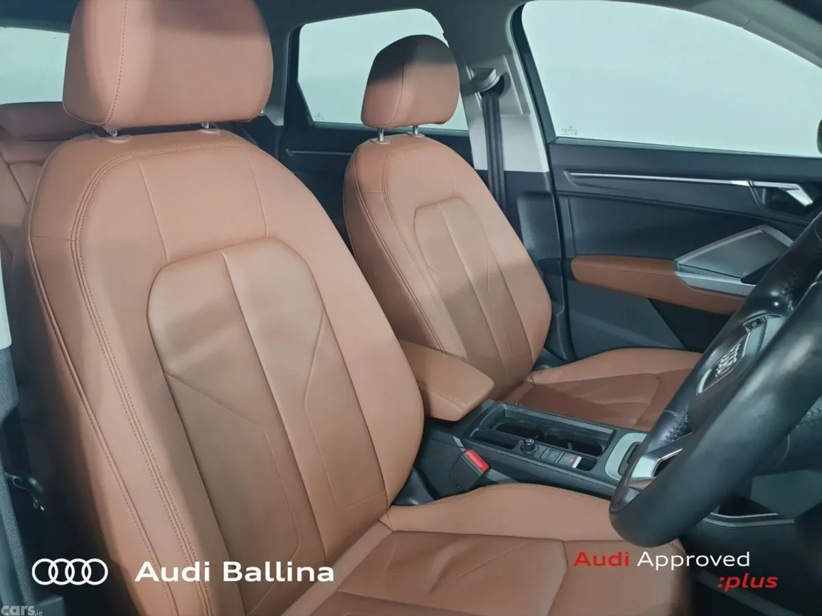 Audi Q3 SUV, Petrol, 2019, Blue