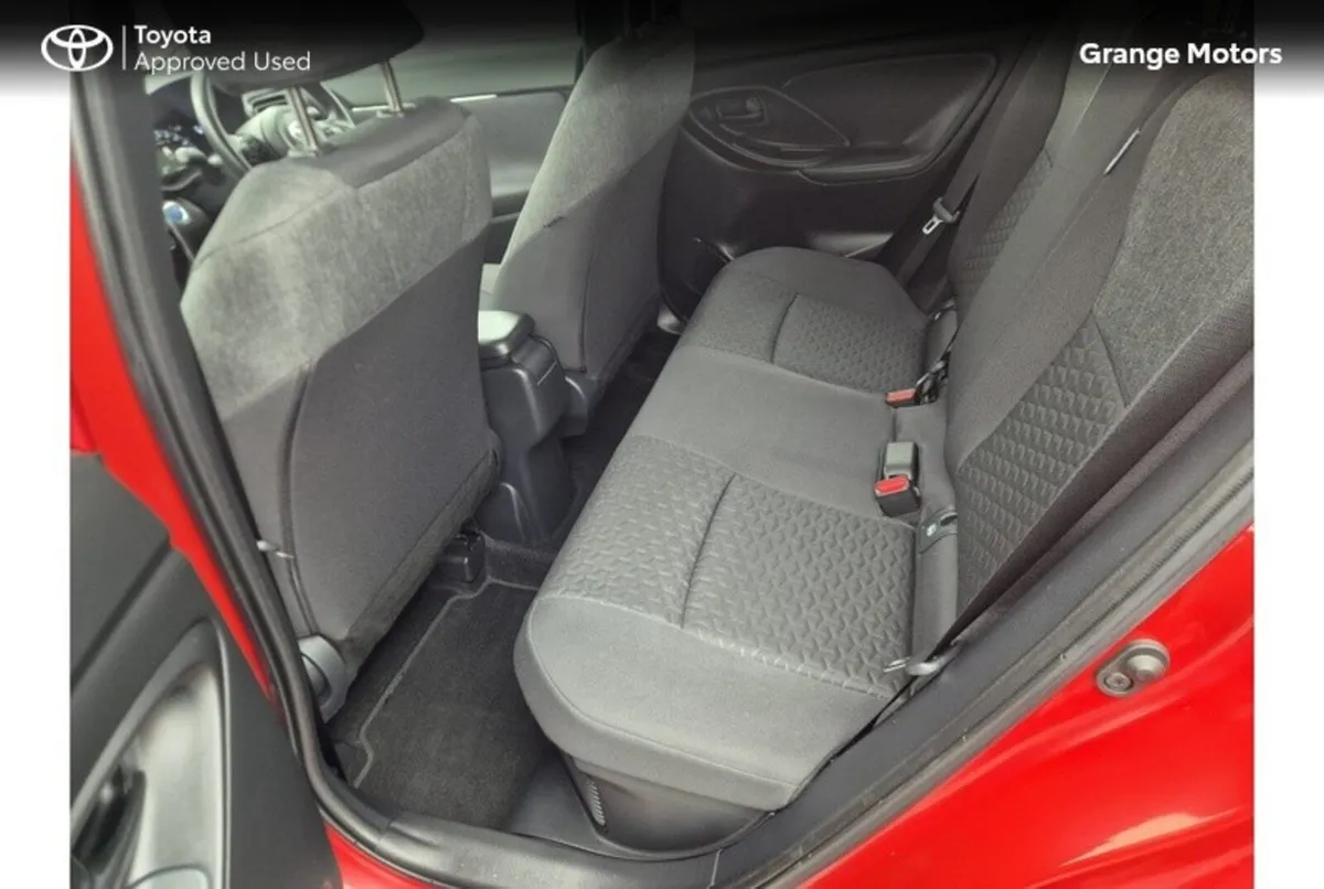 Toyota Yaris Cross Hatchback, Petrol Hybrid, 2024, Red