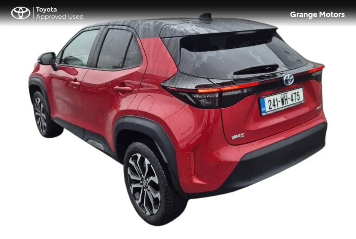 Toyota Yaris Cross Hatchback, Petrol Hybrid, 2024, Red
