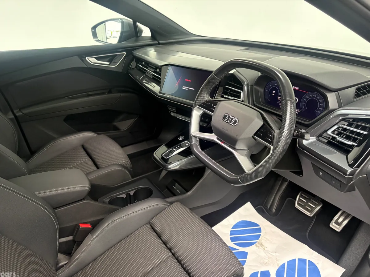 Audi Q4 e-tron Estate, Electric, 2023, Grey