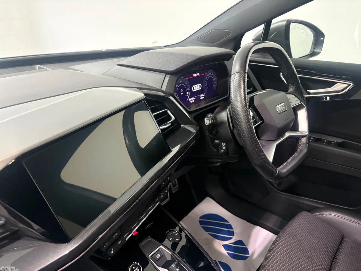 Audi Q4 e-tron Estate, Electric, 2023, Grey