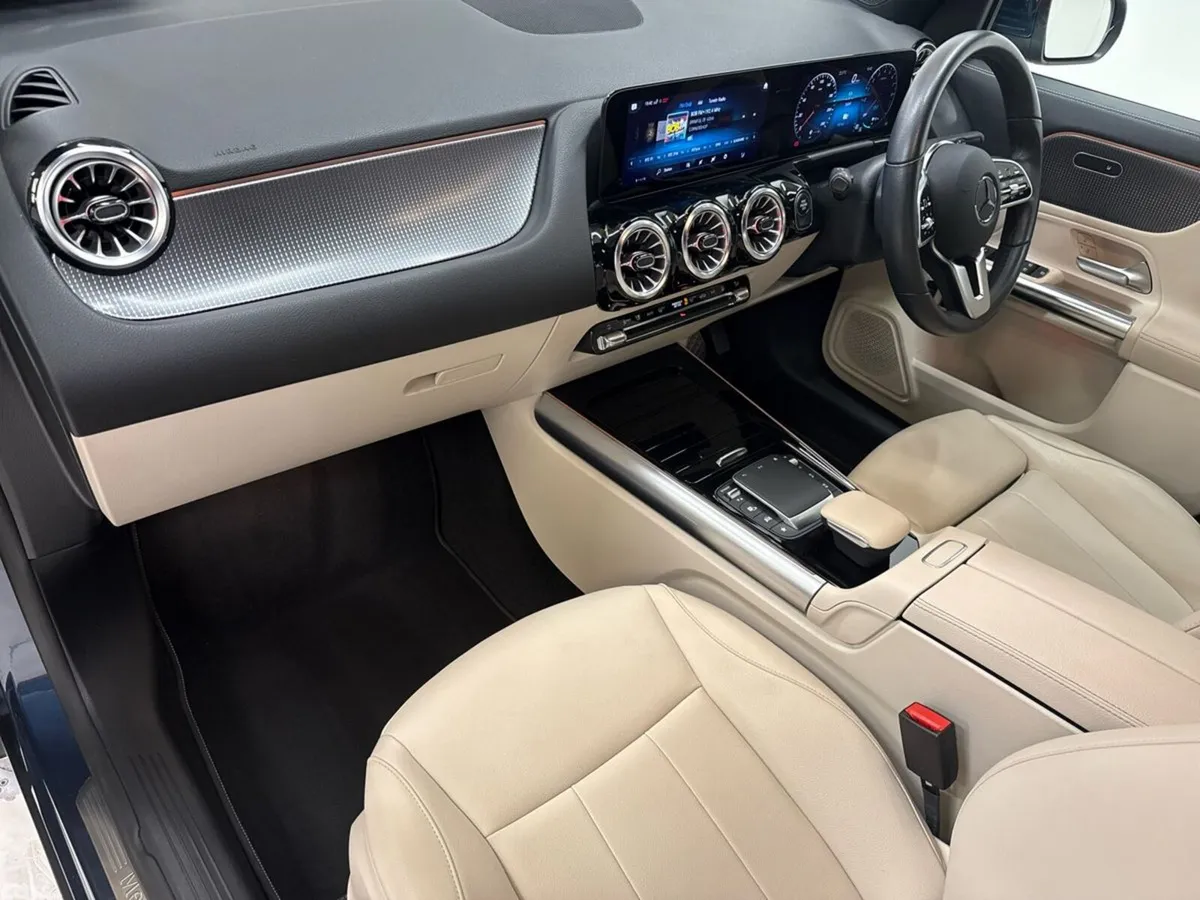 Mercedes-Benz GLA SUV, Petrol Plug-in Hybrid, 2023, Blue
