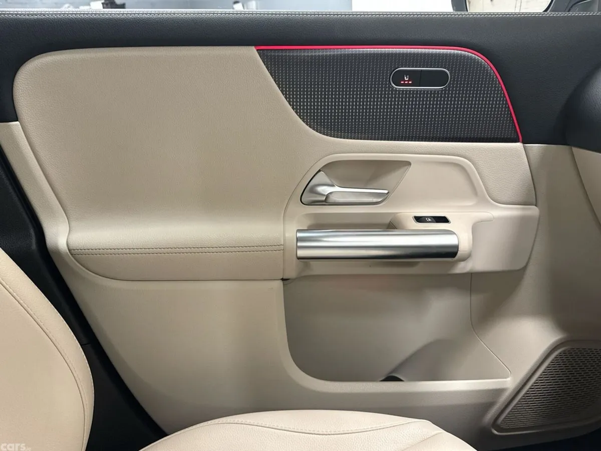 Mercedes-Benz GLA SUV, Petrol Plug-in Hybrid, 2023, Blue