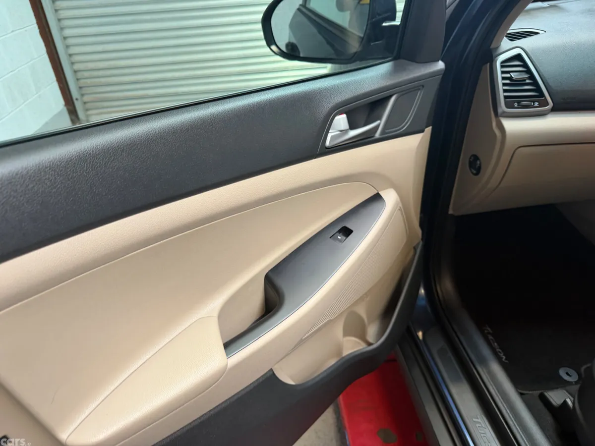 Hyundai Tucson SUV, Diesel, 2018, Blue