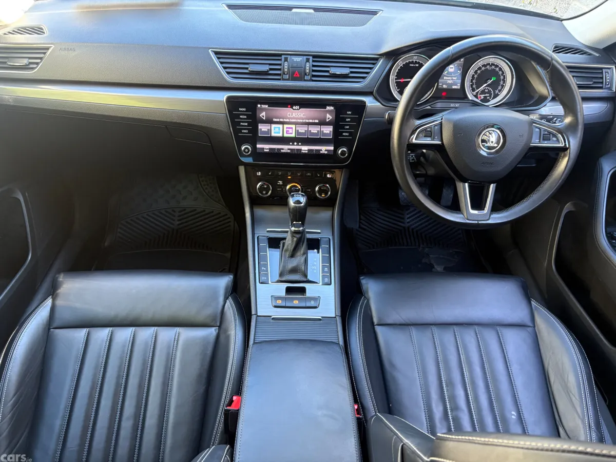 Skoda Superb Hatchback, Diesel, 2020, Grey
