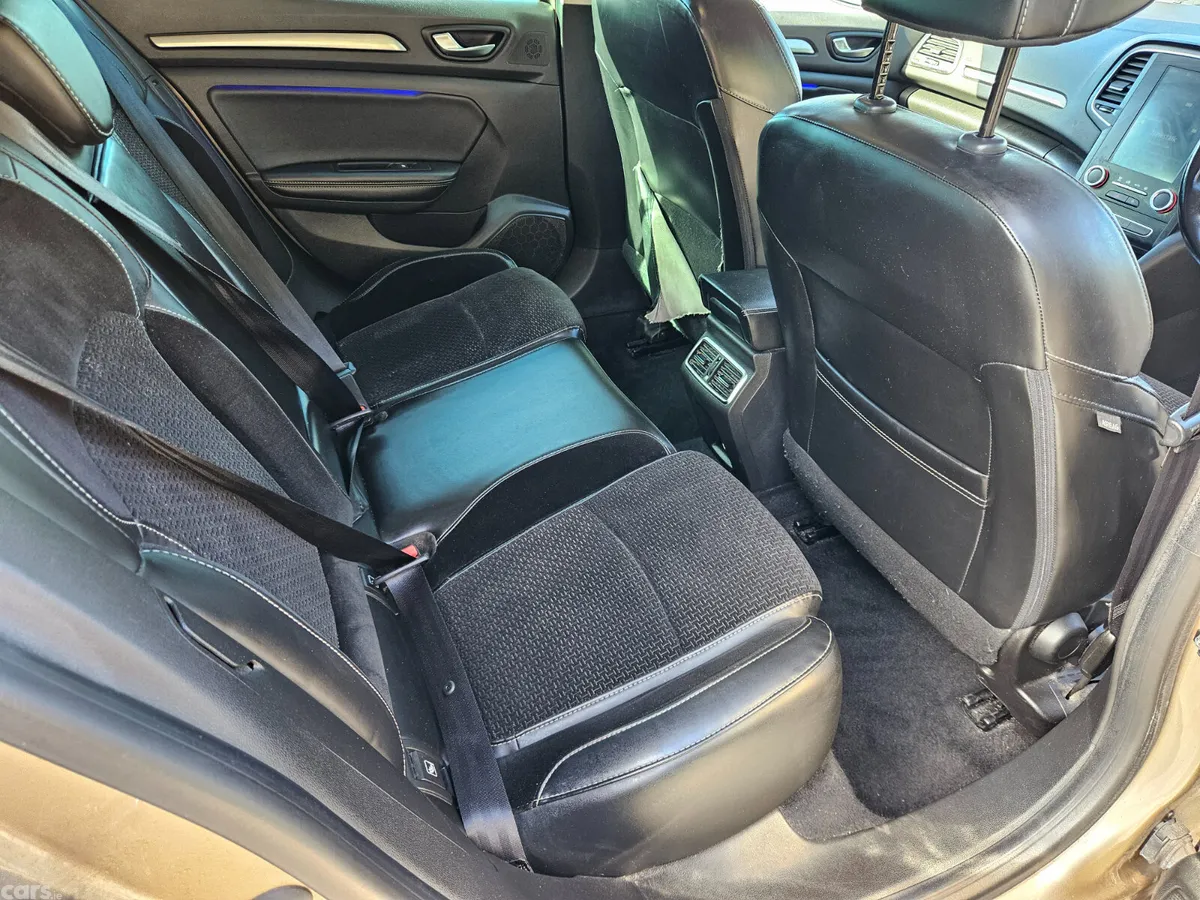 Renault Megane Hatchback, Diesel, 2017, Brown