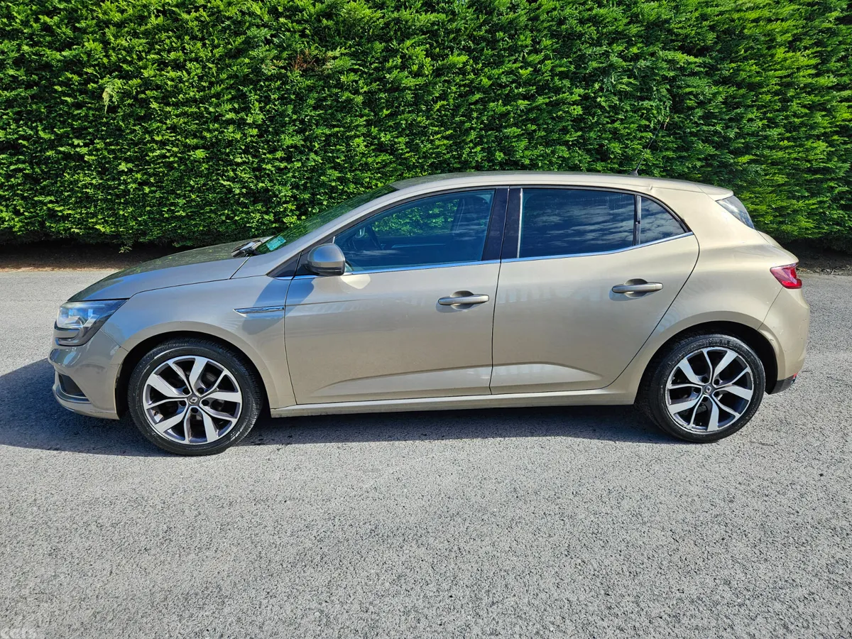 Renault Megane Hatchback, Diesel, 2017, Brown