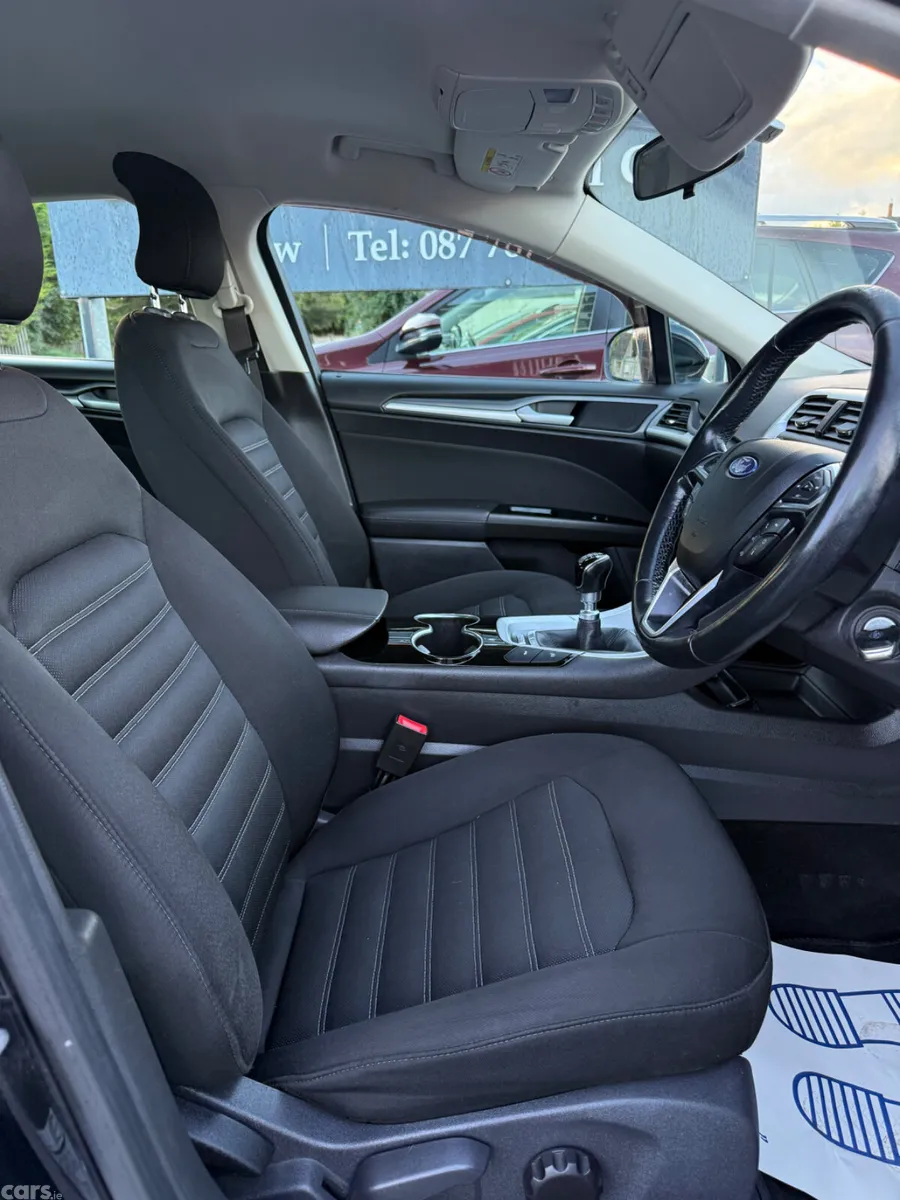 Ford Mondeo Hatchback, Diesel, 2016, Black