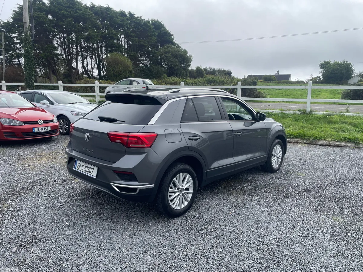 Volkswagen T-Roc SUV, Petrol, 2019, Silver