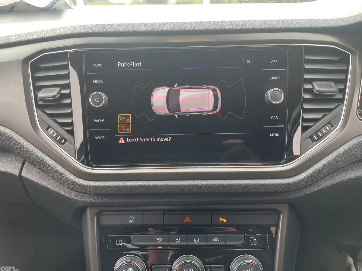 Volkswagen T-Roc SUV, Petrol, 2019, Silver