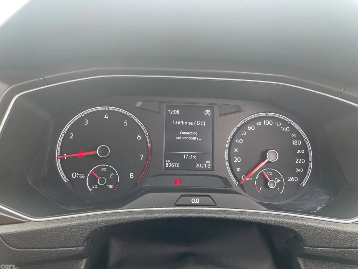 Volkswagen T-Roc SUV, Petrol, 2019, Silver