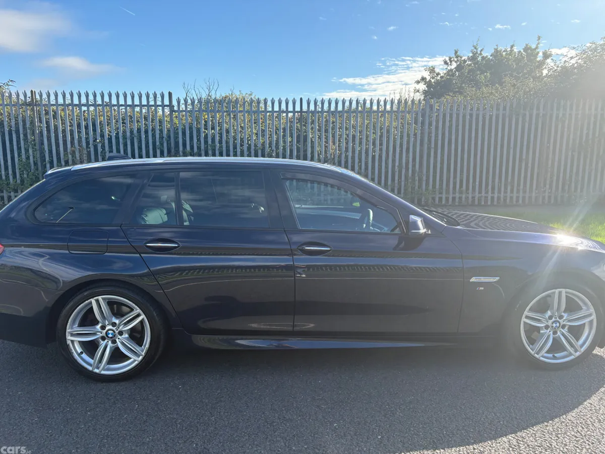 BMW 5-Series Estate, Diesel, 2014, Blue