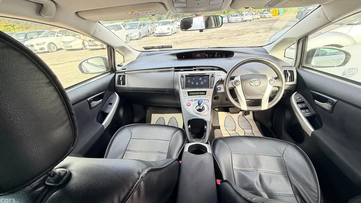 Toyota Prius Hatchback, Petrol Hybrid, 2015, Silver