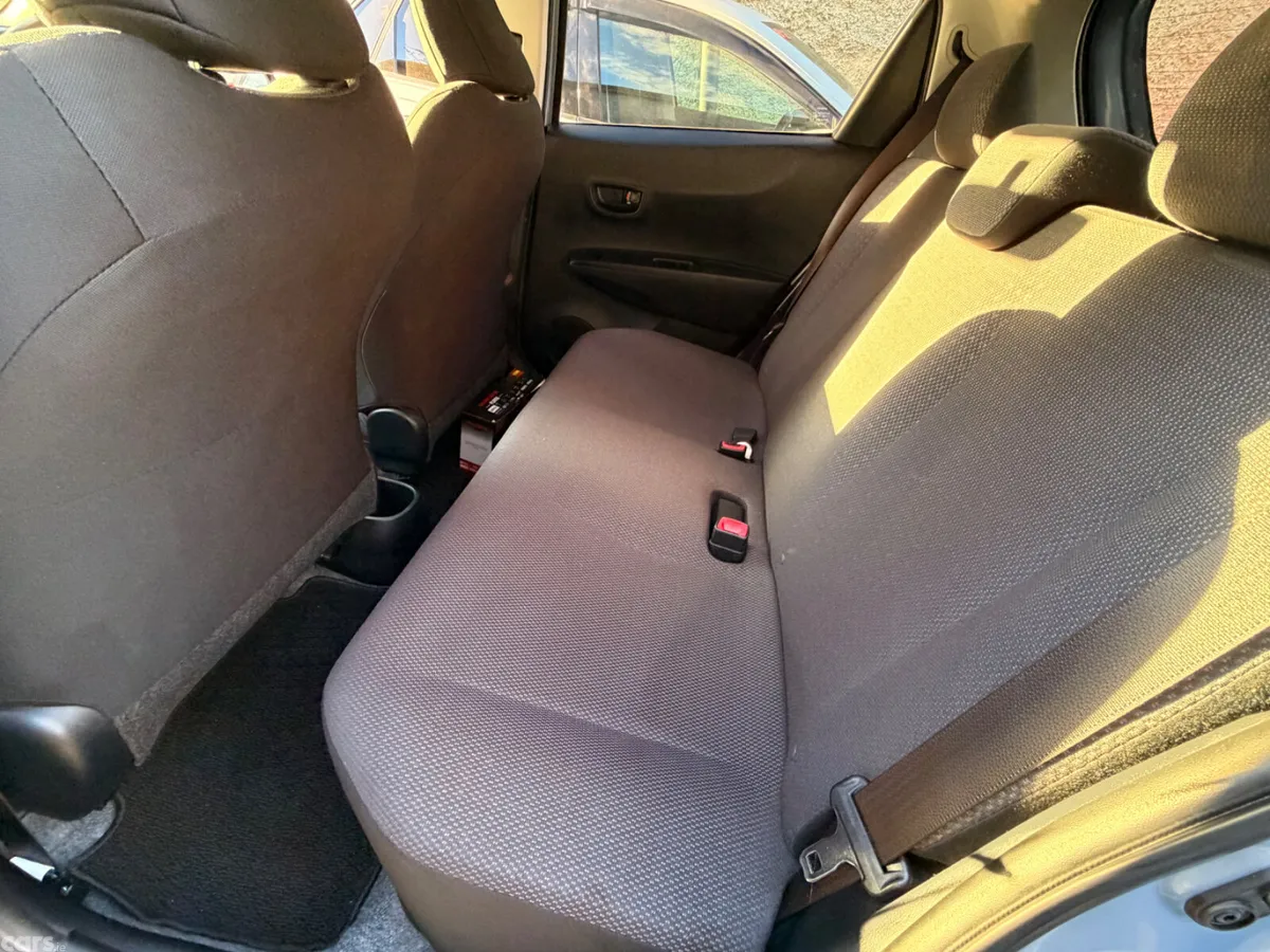 Toyota Vitz Hatchback, Petrol, 2014, Blue
