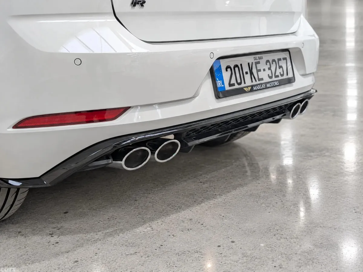 Volkswagen Golf Hatchback, Petrol, 2020, White