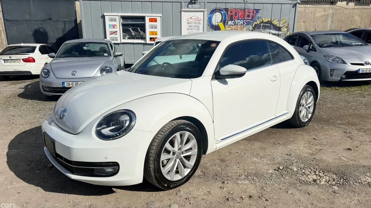 Volkswagen Beetle Hatchback, Petrol, 2014, White