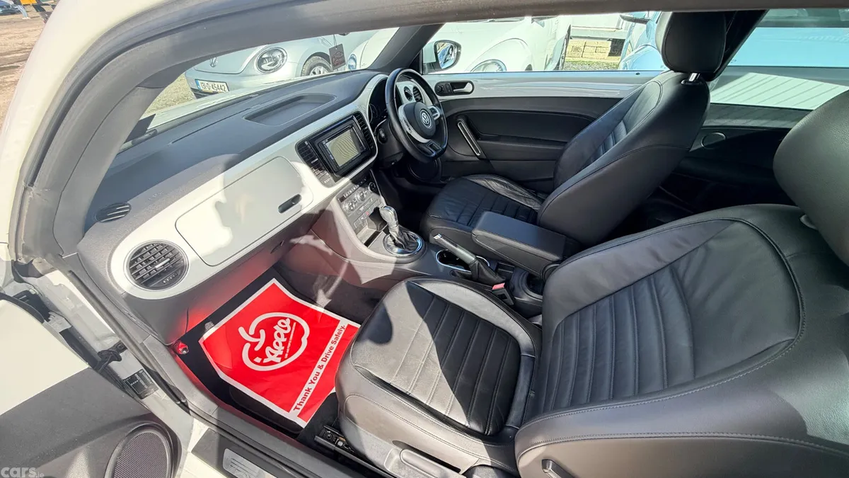 Volkswagen Beetle Hatchback, Petrol, 2014, White