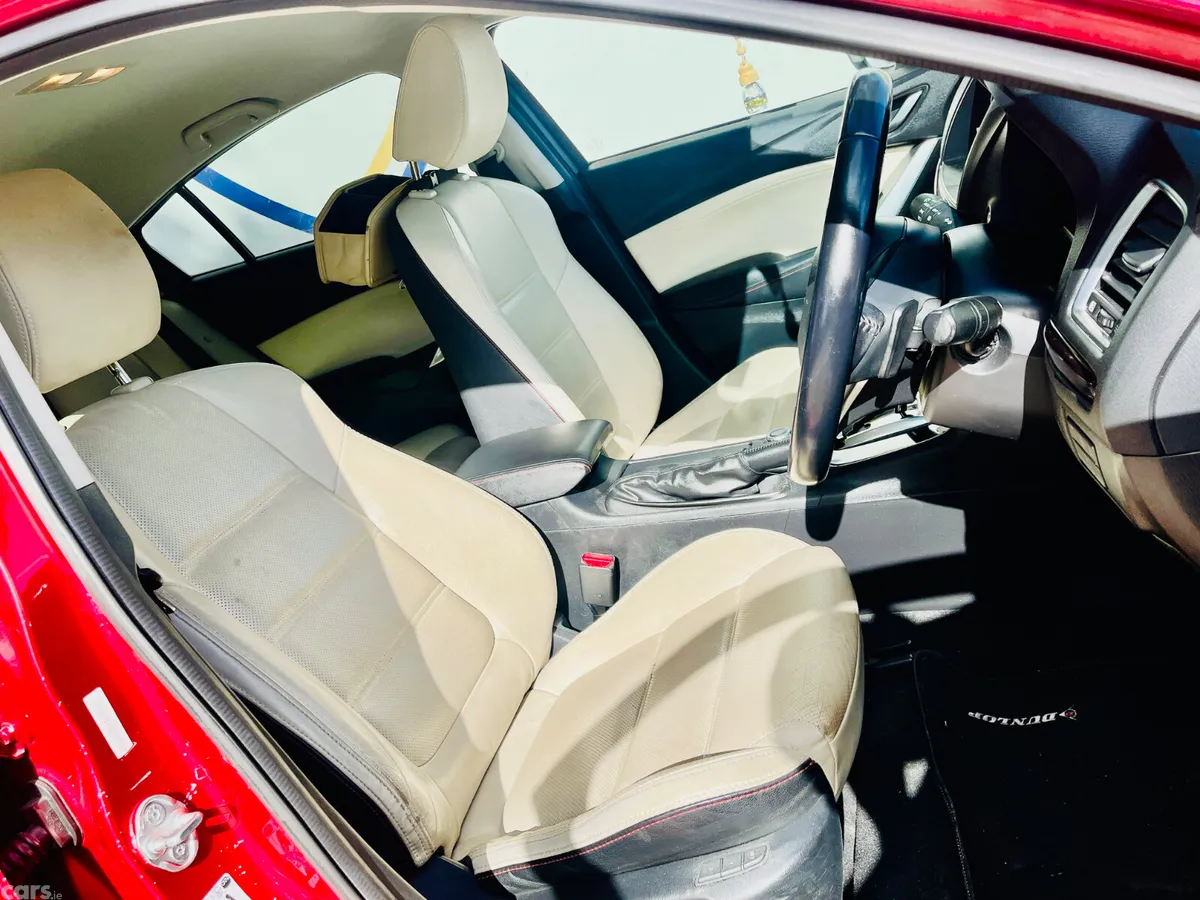 Mazda Mazda6 Saloon, Diesel, 2014, Red
