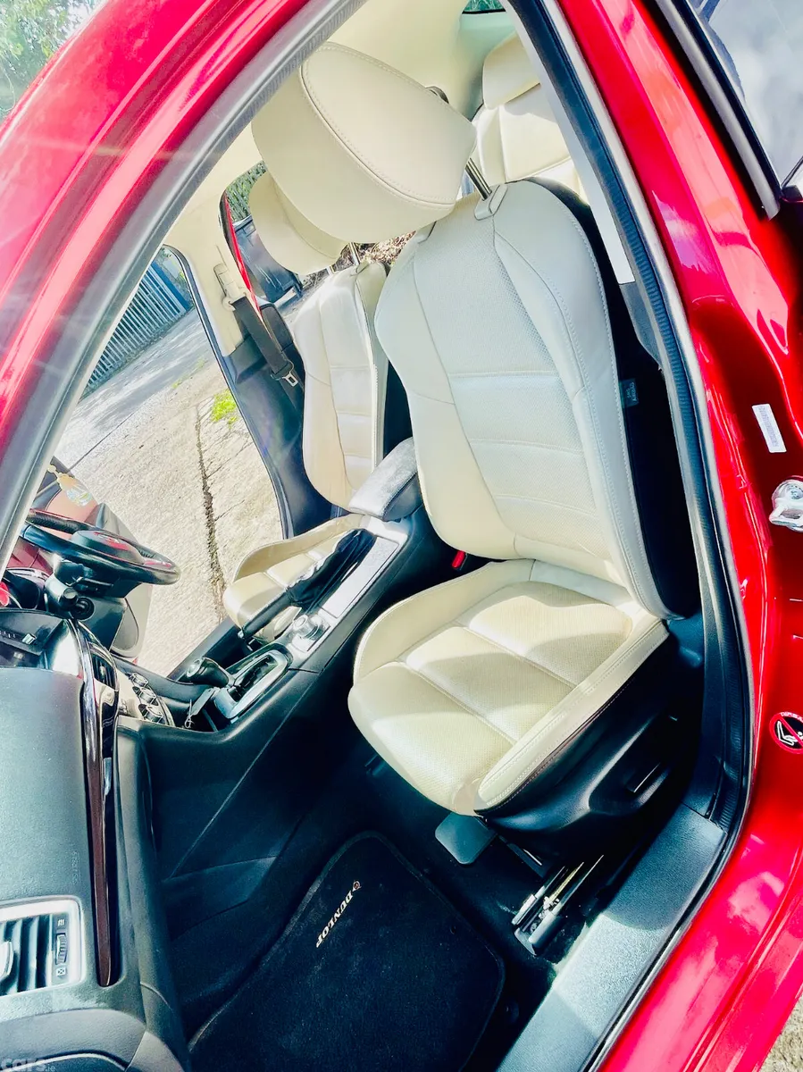 Mazda Mazda6 Saloon, Diesel, 2014, Red