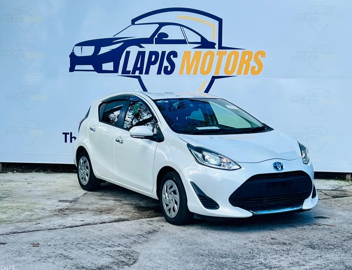 Toyota Aqua Hatchback, Petrol, 2021, White