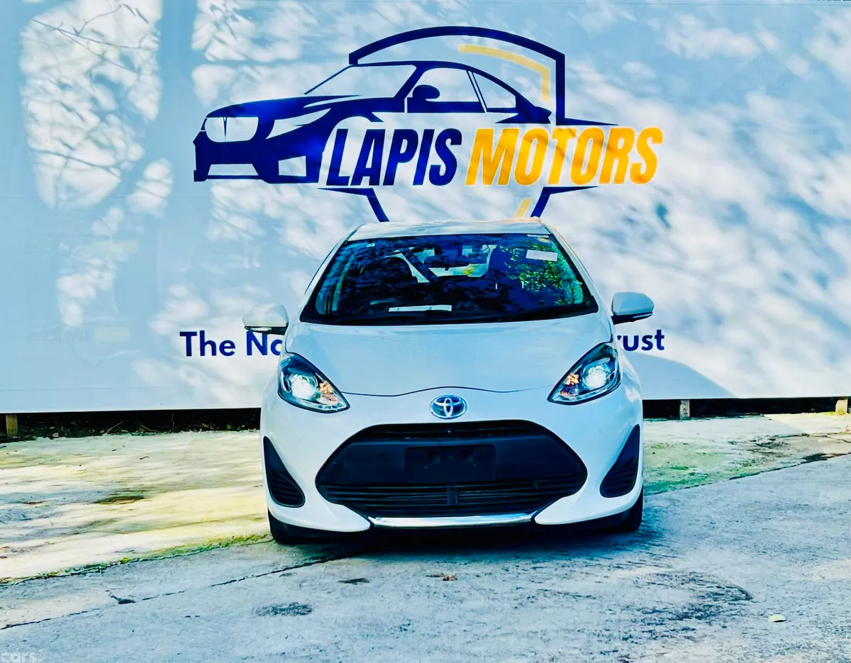 Toyota Aqua Hatchback, Petrol, 2021, White