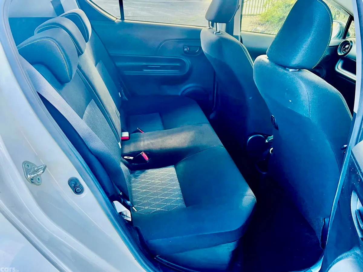 Toyota Aqua Hatchback, Petrol, 2021, White