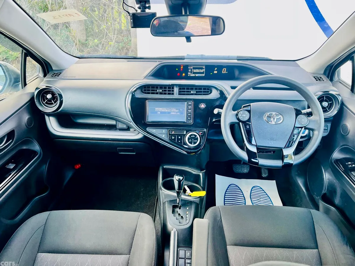 Toyota Aqua Hatchback, Petrol, 2021, White