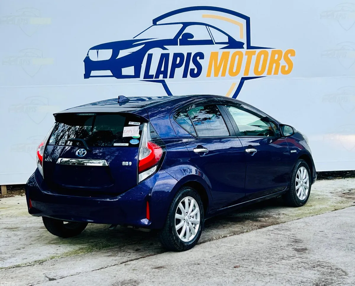 Toyota Aqua Hatchback, Petrol, 2020, Blue