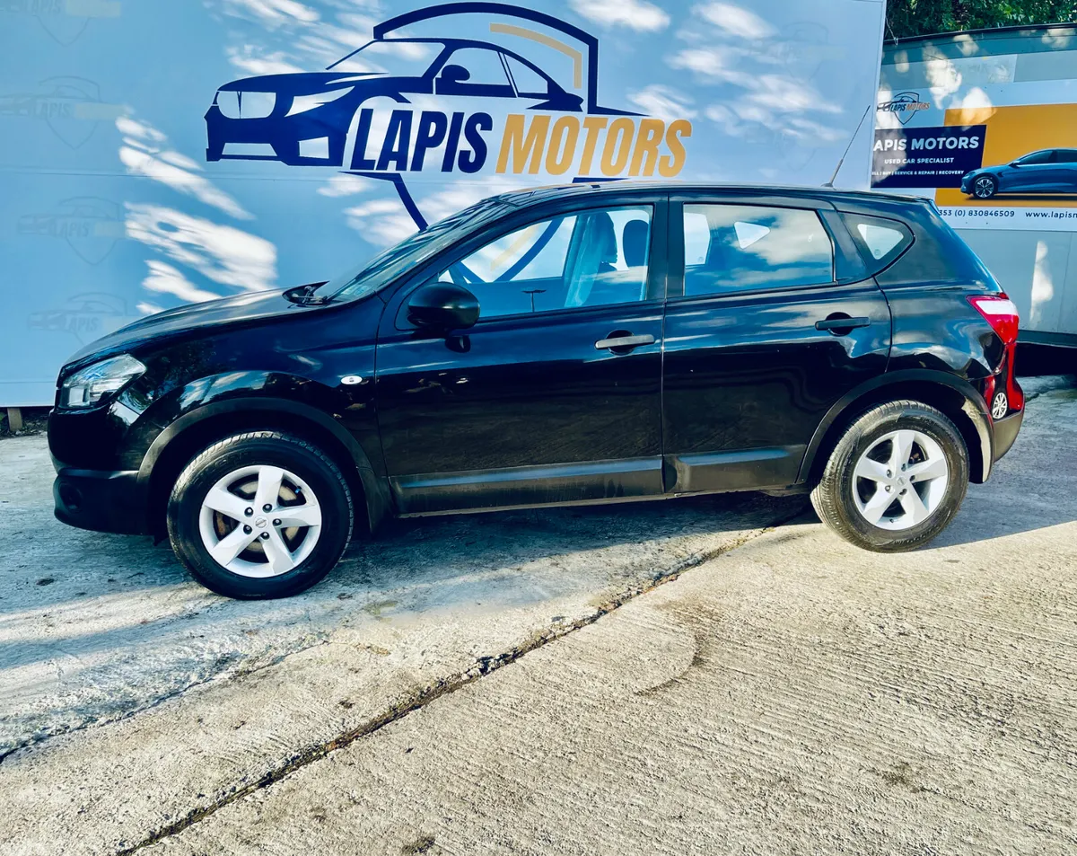 Nissan Qashqai Hatchback, Diesel, 2012, Black