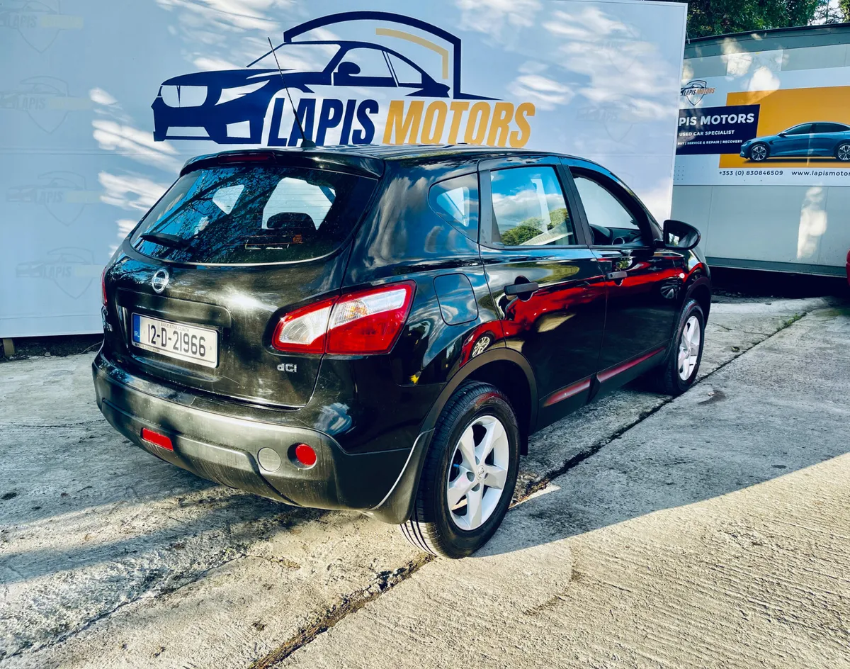 Nissan Qashqai Hatchback, Diesel, 2012, Black