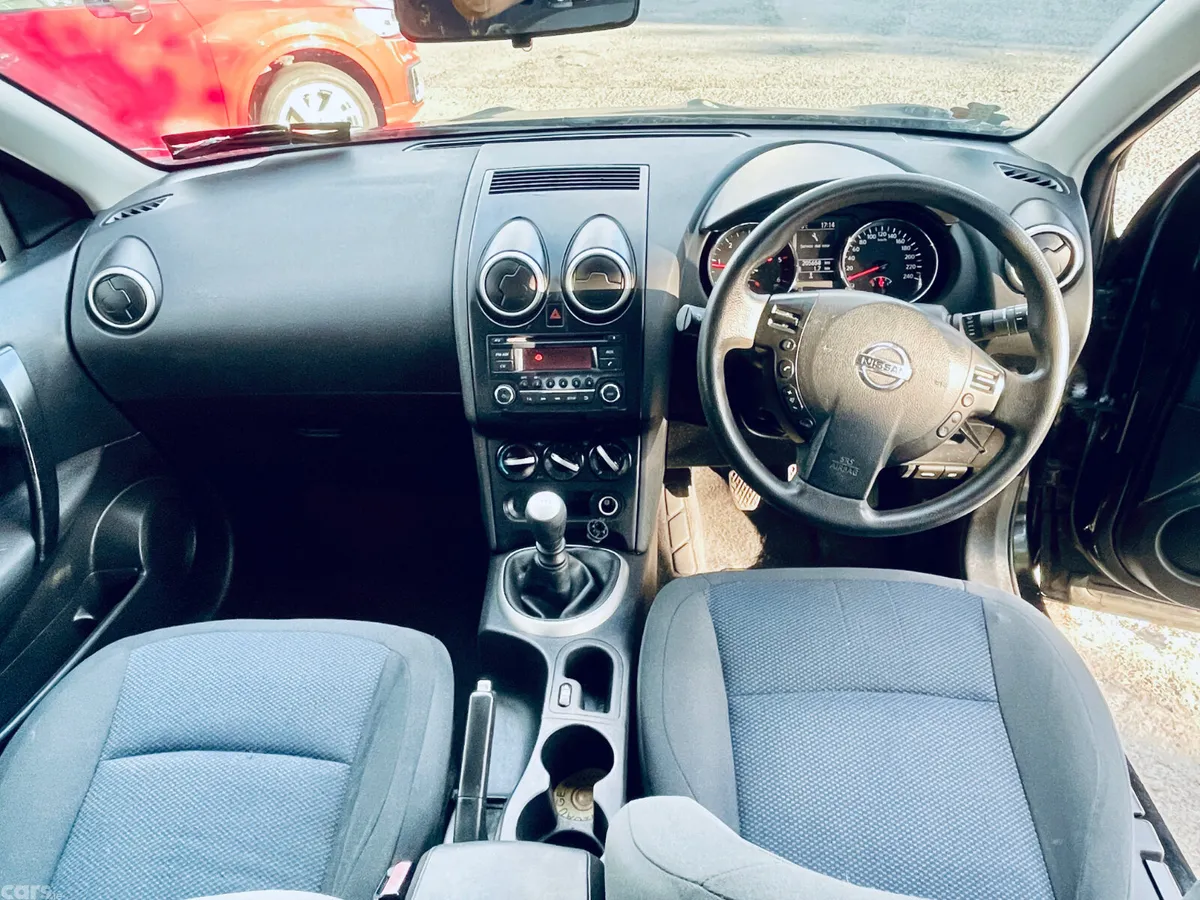 Nissan Qashqai Hatchback, Diesel, 2012, Black