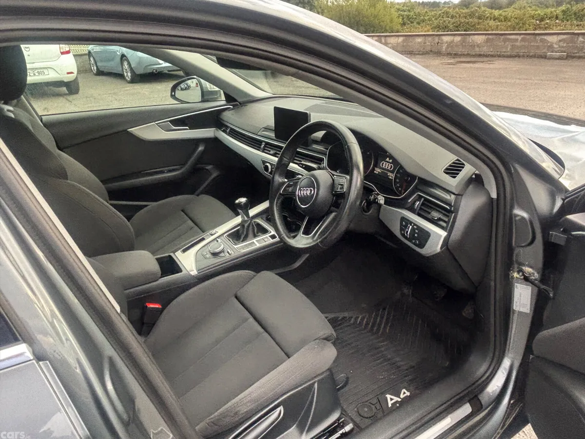 Audi A4 Estate, Diesel, 2017, Grey