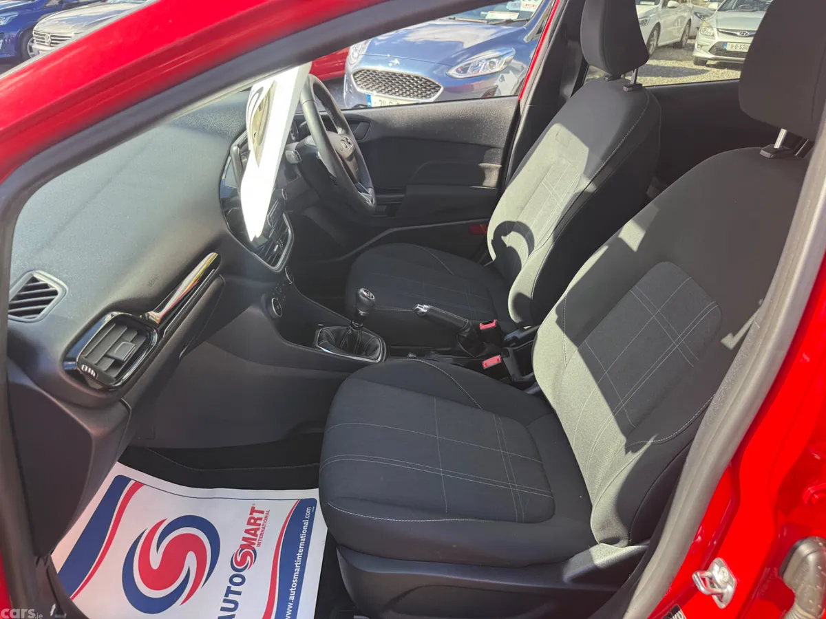 Ford Fiesta Hatchback, Petrol, 2021, Red