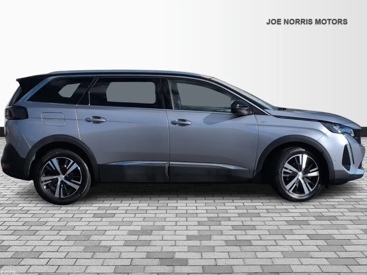 Peugeot 5008 MPV, Petrol Hybrid, 2024, Grey