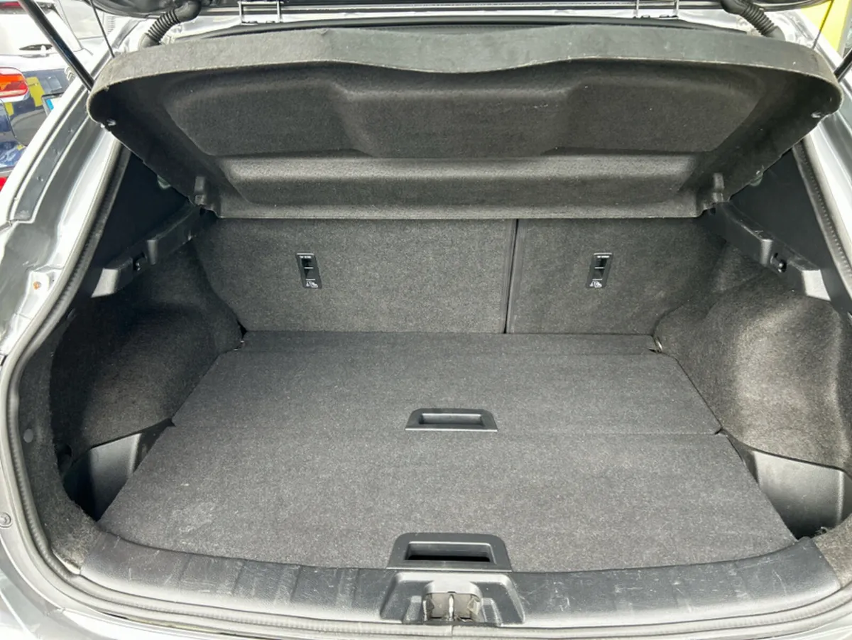 Nissan Qashqai MPV, Diesel, 2018, Grey