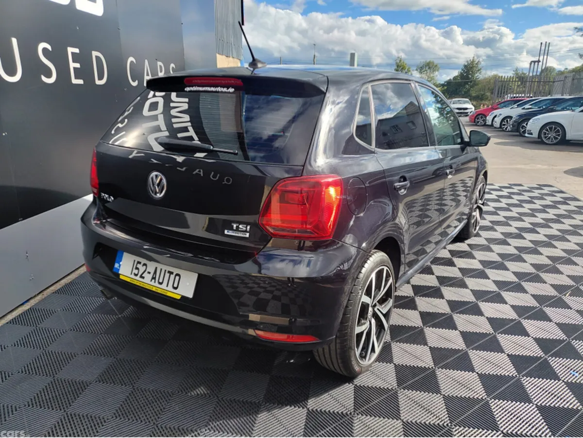 Volkswagen Polo Hatchback, Petrol, 2015, Black