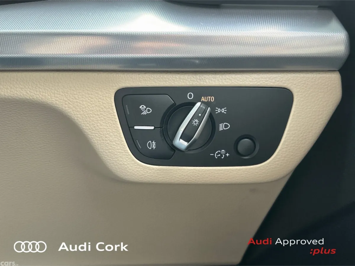 Audi Q5 SUV, Petrol Plug-in Hybrid, 2021, Blue