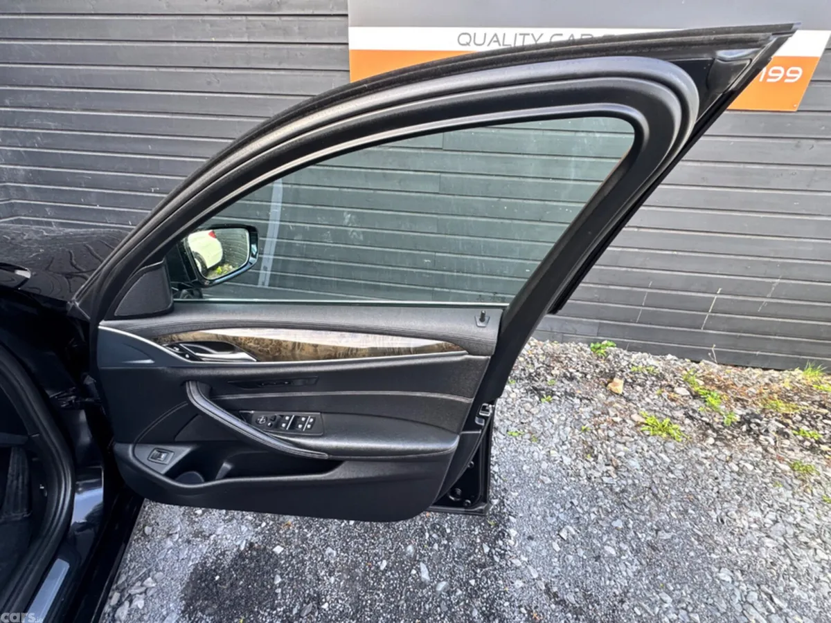 BMW 5-Series Saloon, Diesel, 2017, Black