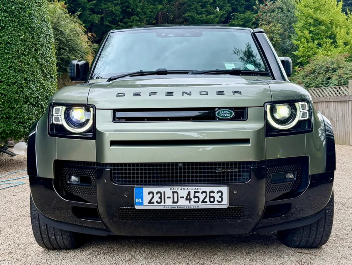 Land Rover Defender Estate, Petrol Plug-in Hybrid, 2023, Green