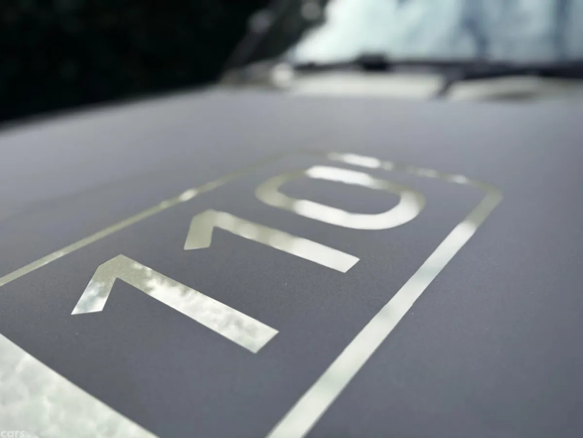 Land Rover Defender Estate, Petrol Plug-in Hybrid, 2023, Green