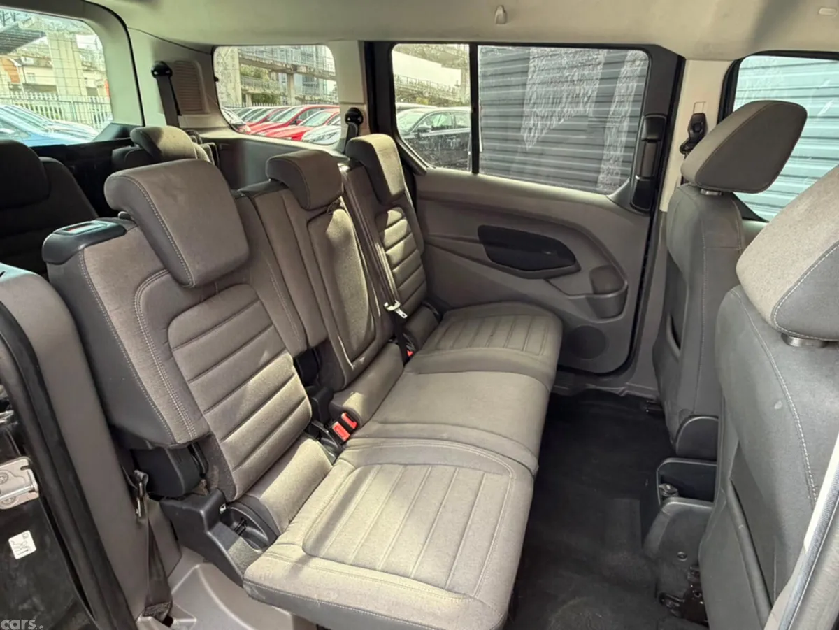 Ford Tourneo Connect Estate, Diesel, 2019, Black