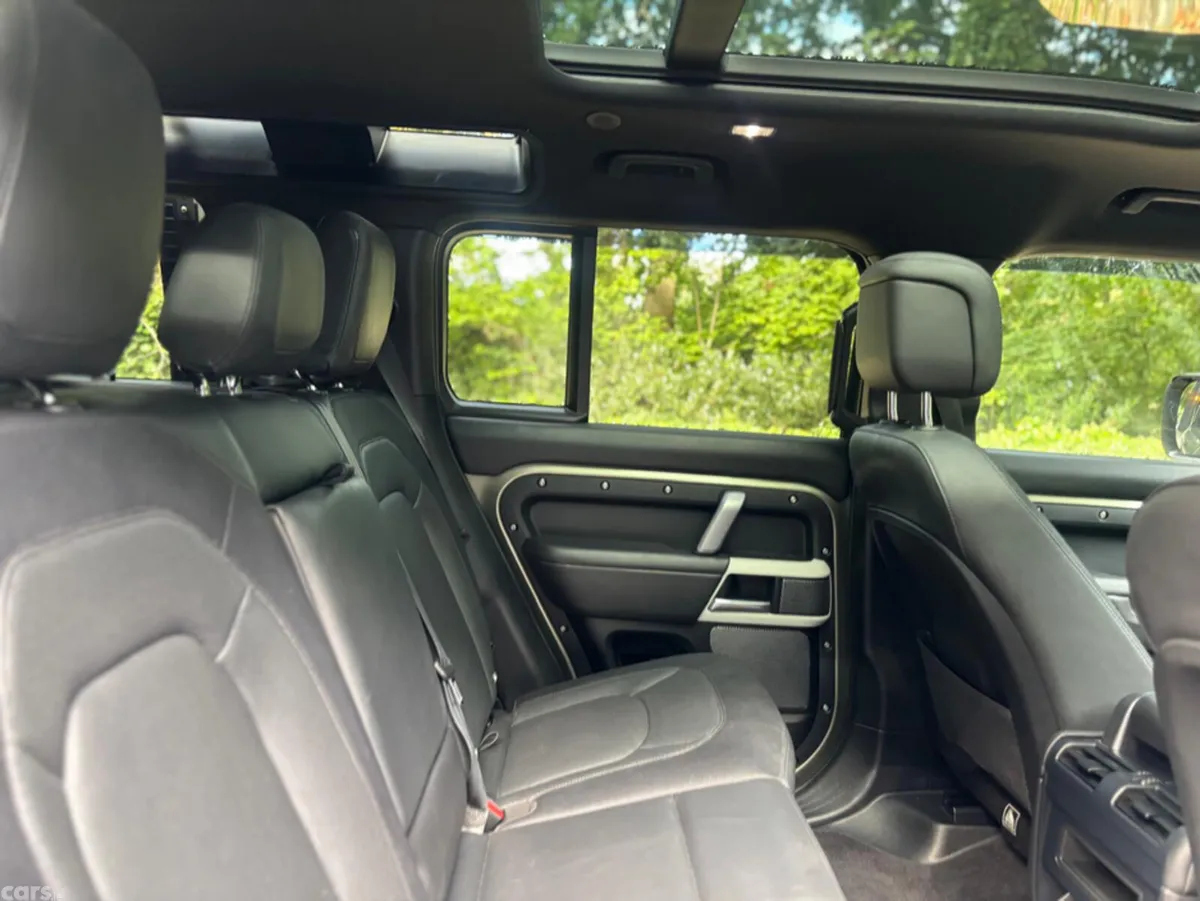 Land Rover Defender Estate, Petrol Plug-in Hybrid, 2023, Green