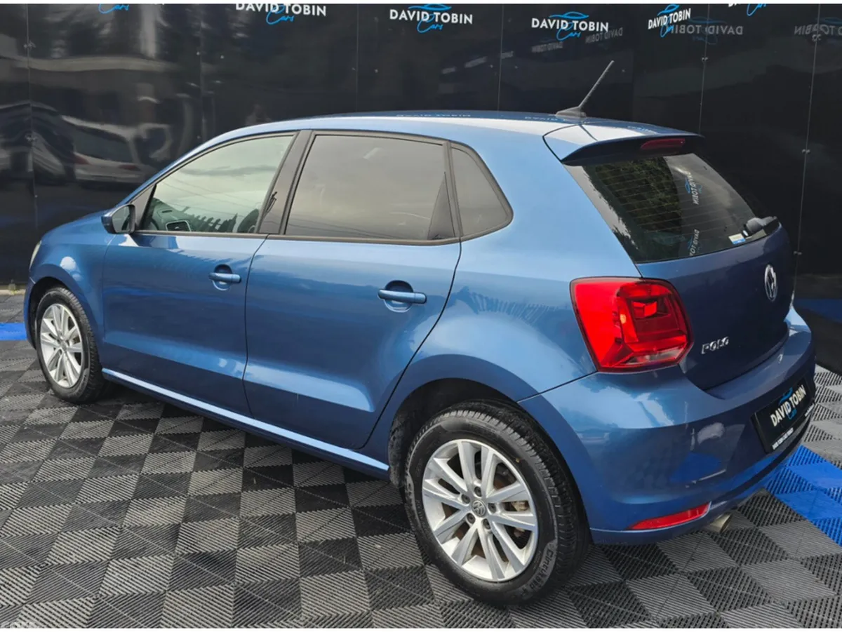 Volkswagen Polo Hatchback, Petrol, 2017, Blue