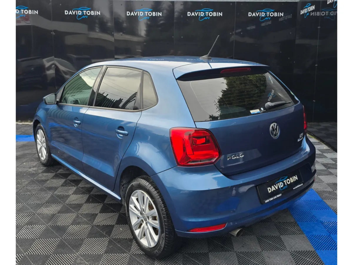 Volkswagen Polo Hatchback, Petrol, 2017, Blue