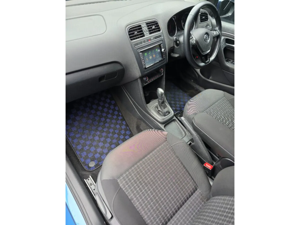 Volkswagen Polo Hatchback, Petrol, 2017, Blue