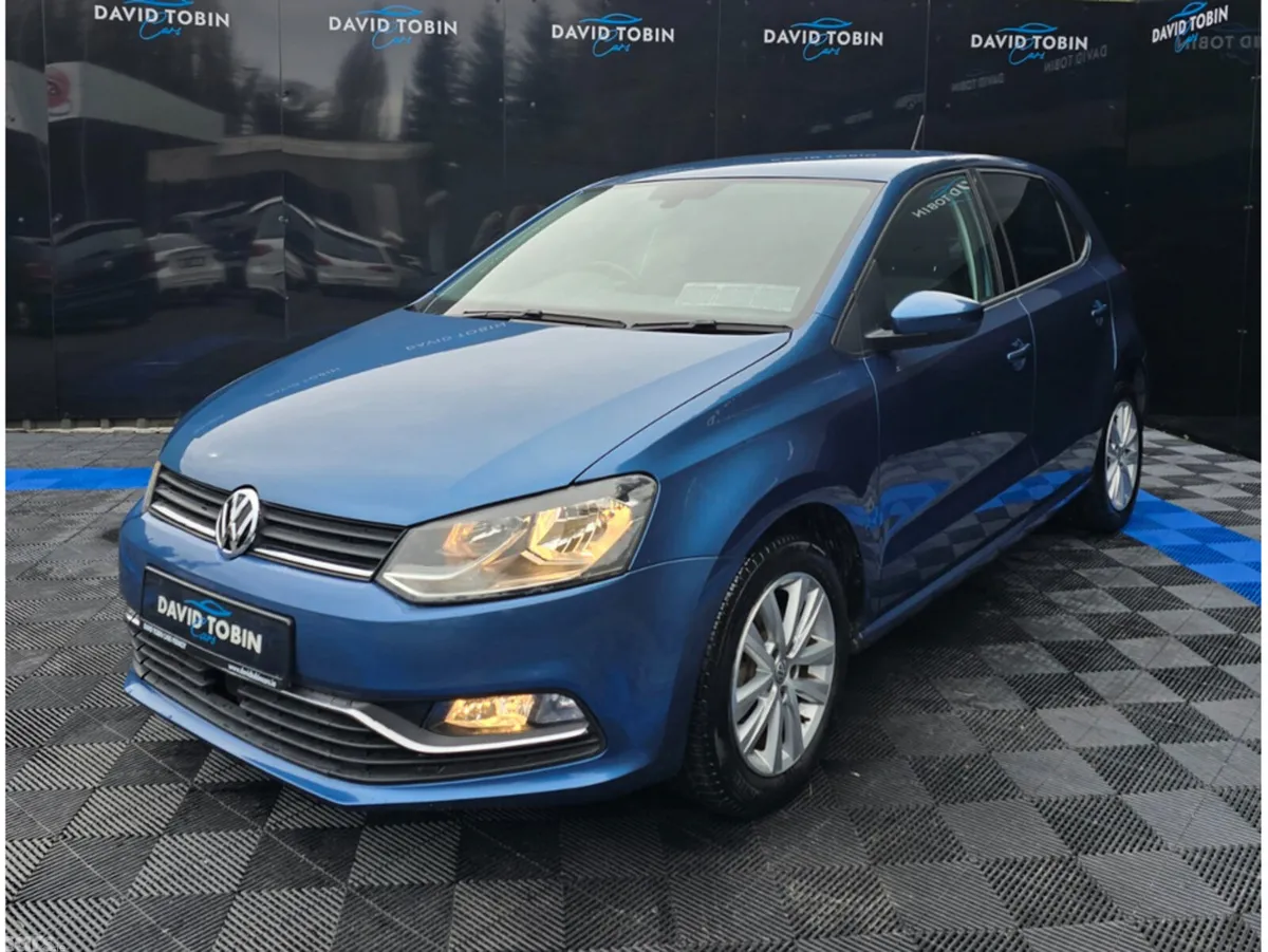 Volkswagen Polo Hatchback, Petrol, 2017, Blue