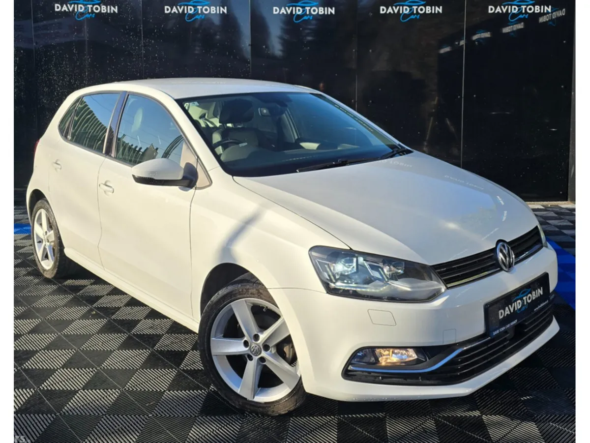 Volkswagen Polo Hatchback, Petrol, 2017, White