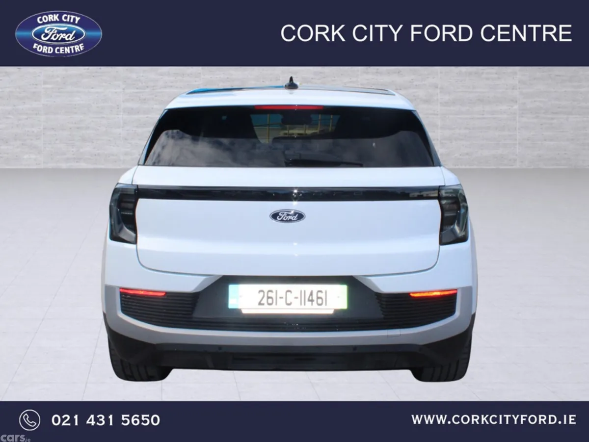 Ford Explorer MPV, Electric, 2026, White