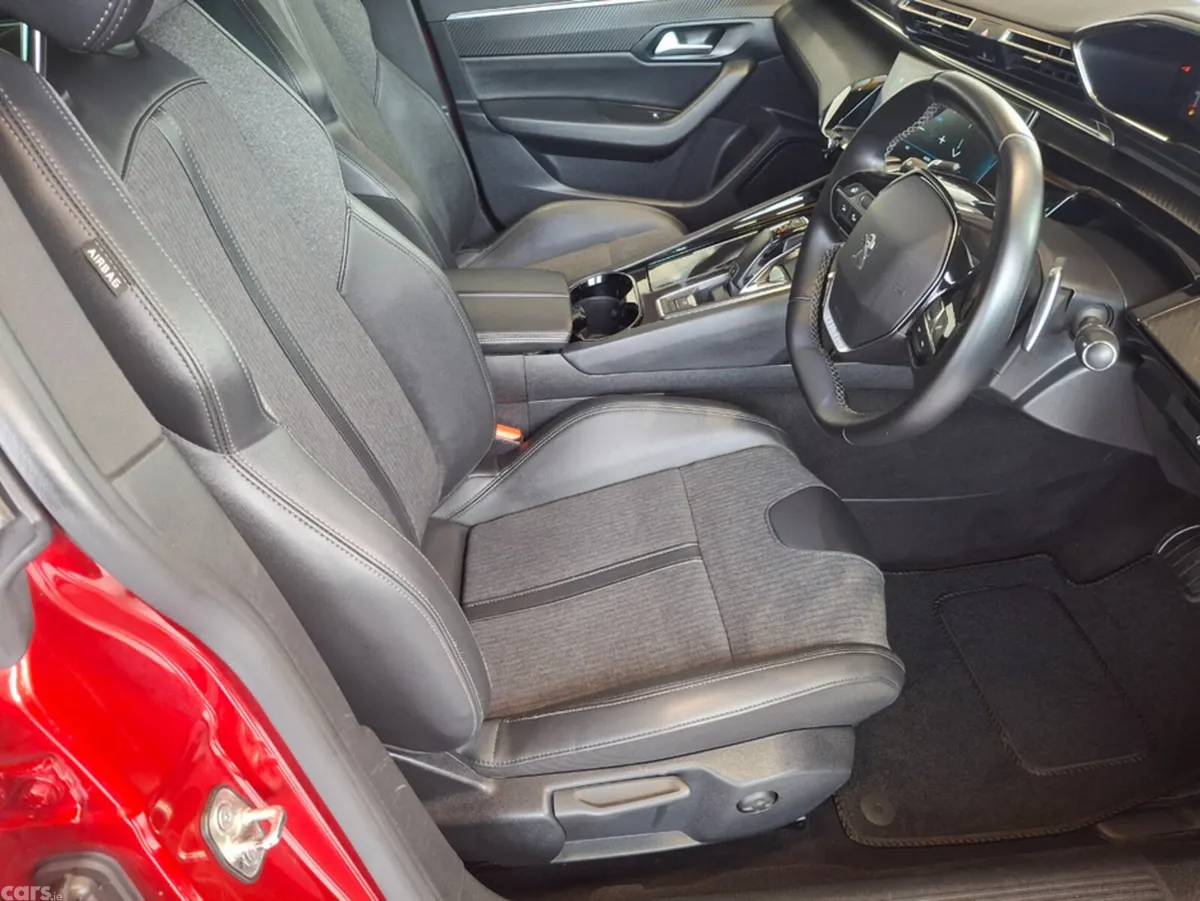 Peugeot 508 Hatchback, Diesel, 2023, Red