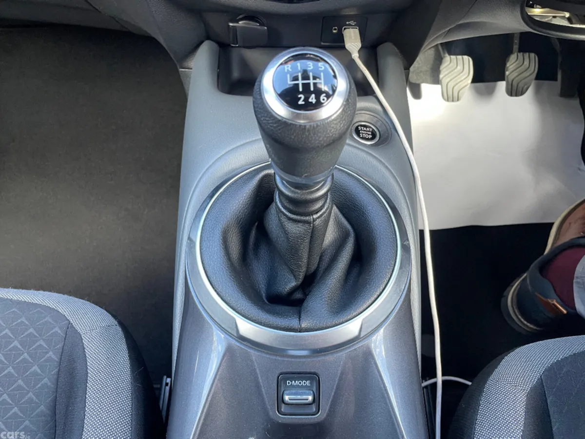 Nissan Juke SUV, Petrol, 2022, Black